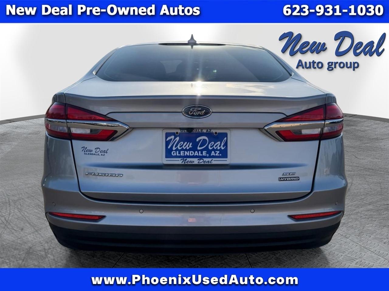 Ford Fusion Hybrid SE 2020