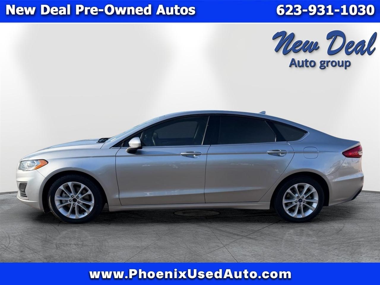 Ford Fusion Hybrid SE 2020