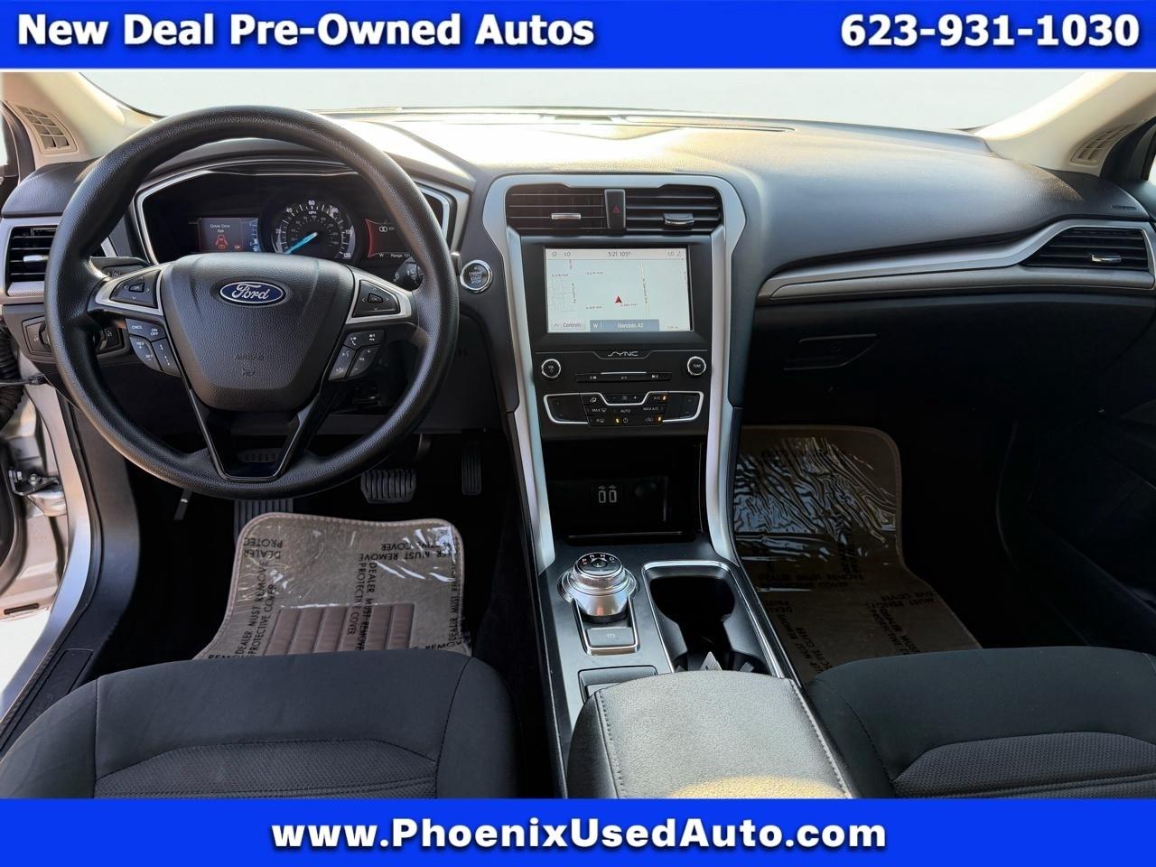 Ford Fusion Hybrid SE 2020