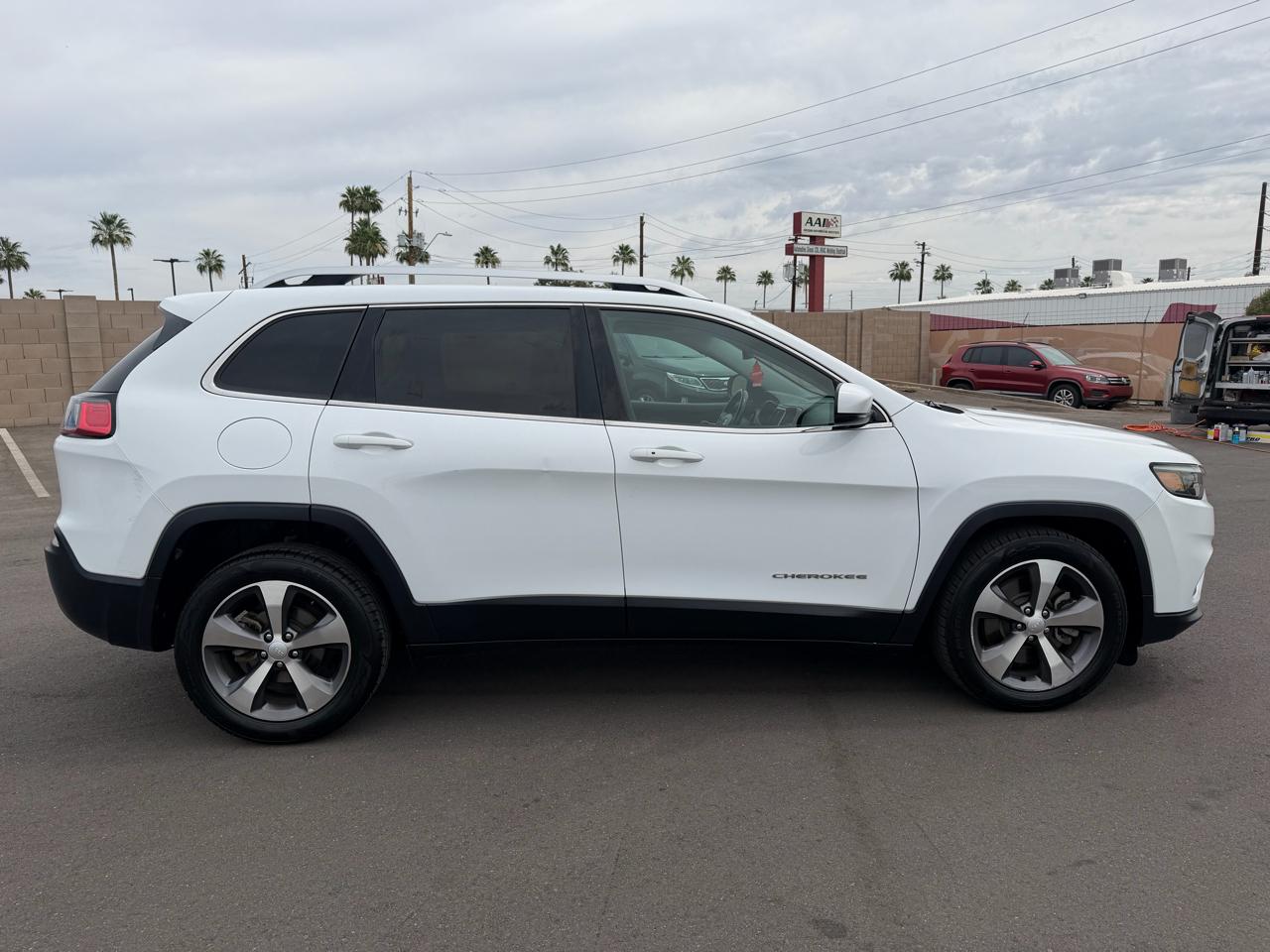 Jeep Cherokee Limited FWD 2020