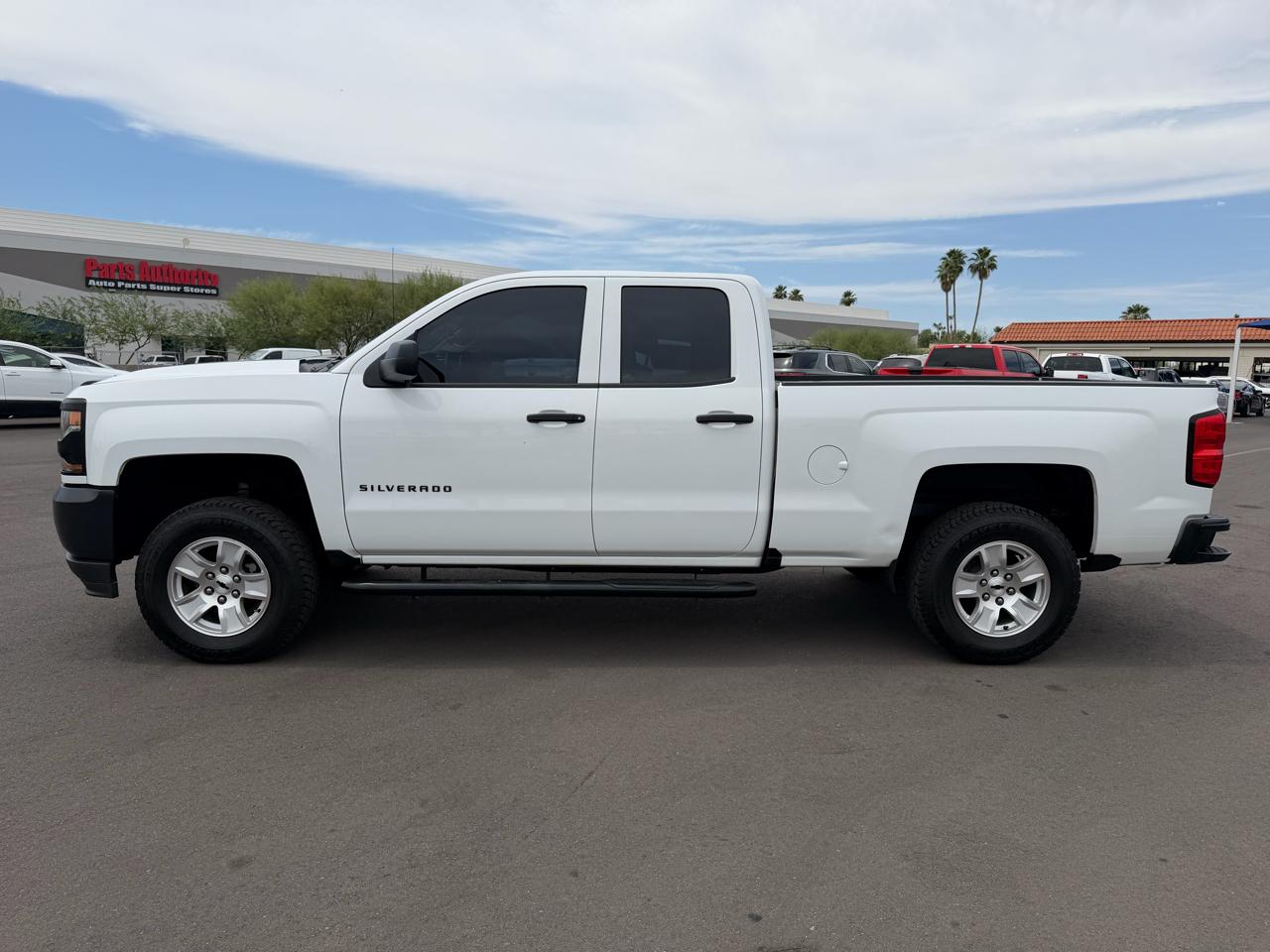Chevrolet Silverado 1500 2WD Crew Cab 143.5" Work Truck w/1WT 2017