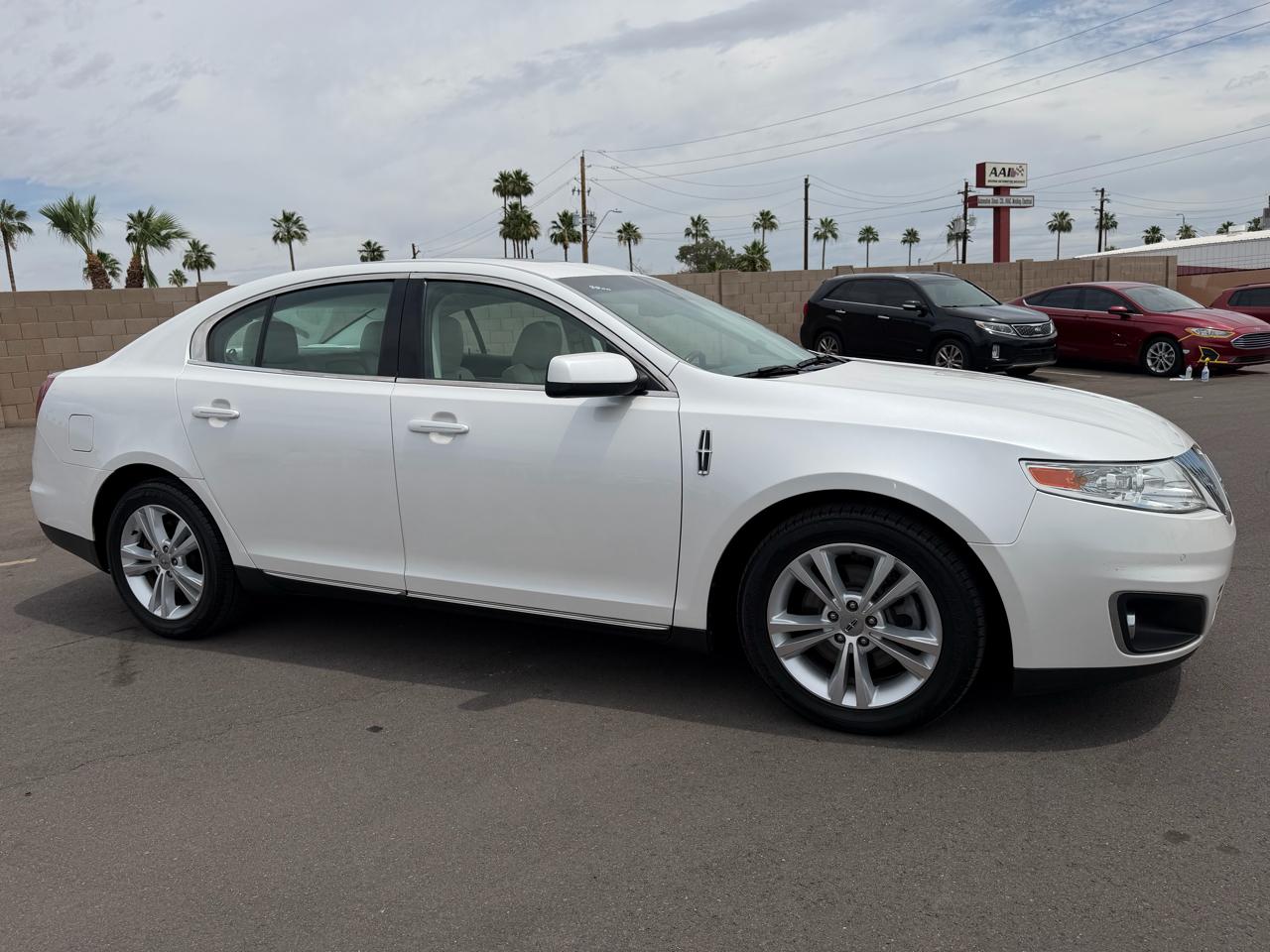 Lincoln MKS 3.7L FWD 2010