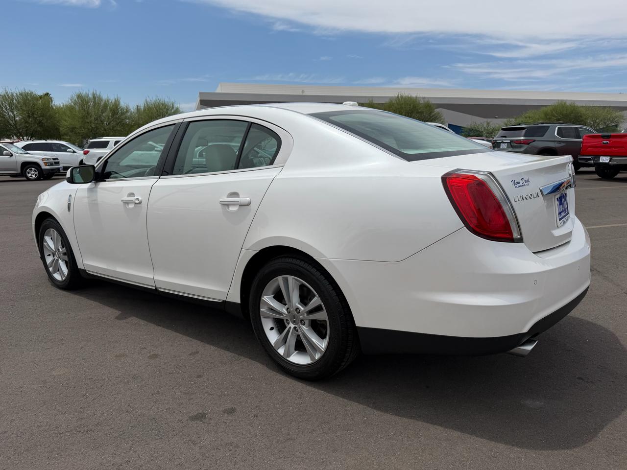 Lincoln MKS 3.7L FWD 2010