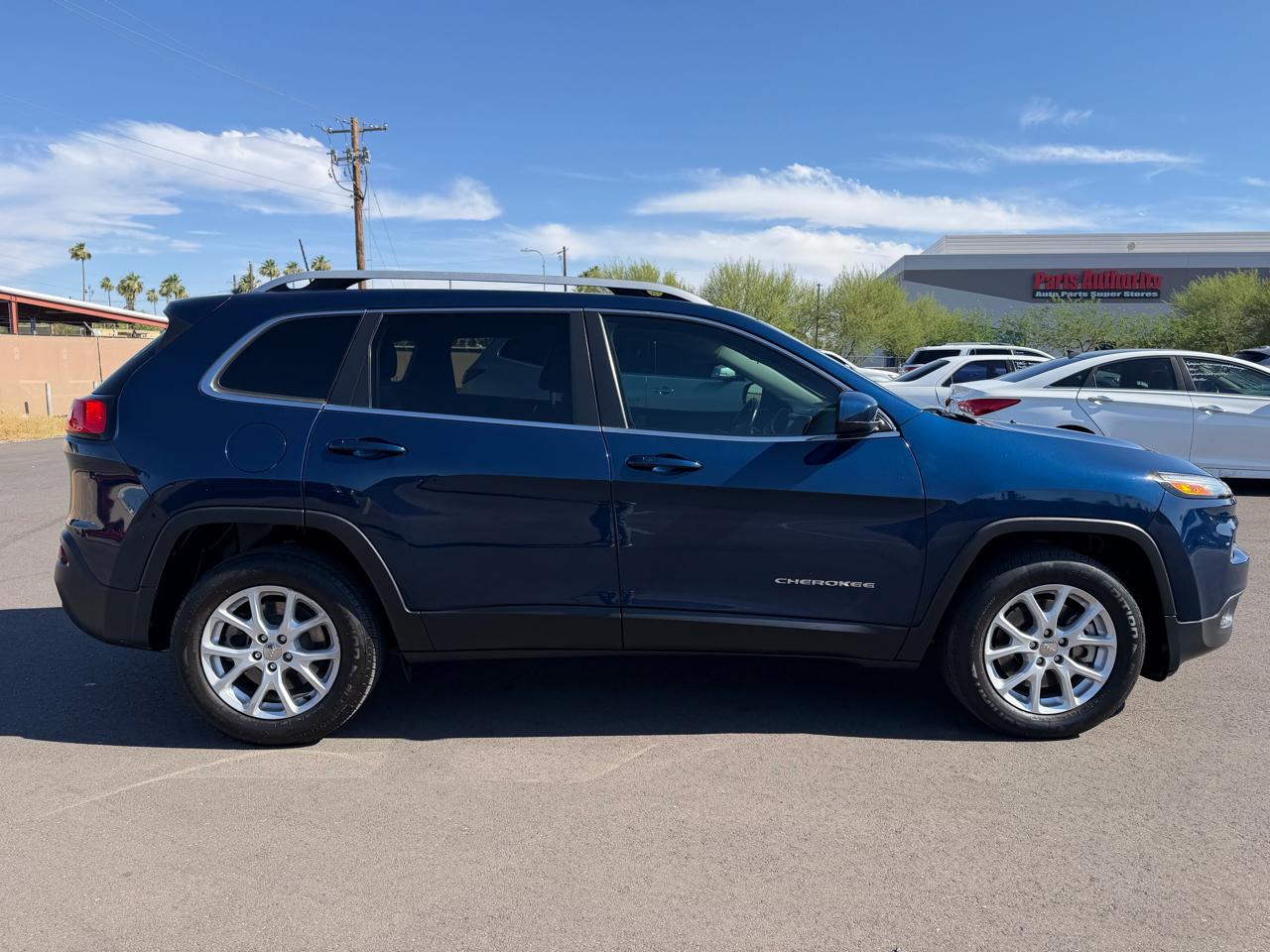 Jeep Cherokee Latitude Plus FWD 2018