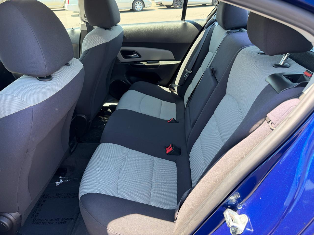 Chevrolet Cruze LS Auto 2013