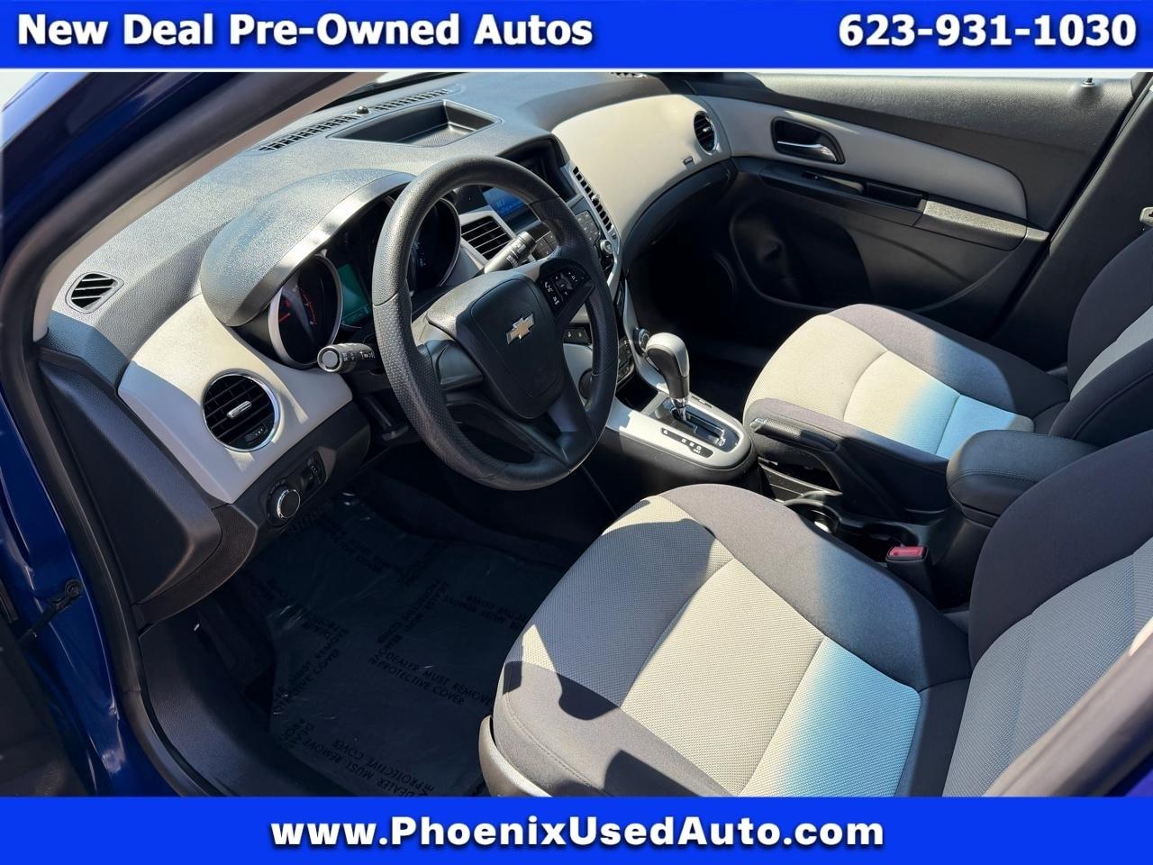 Chevrolet Cruze LS Auto 2013