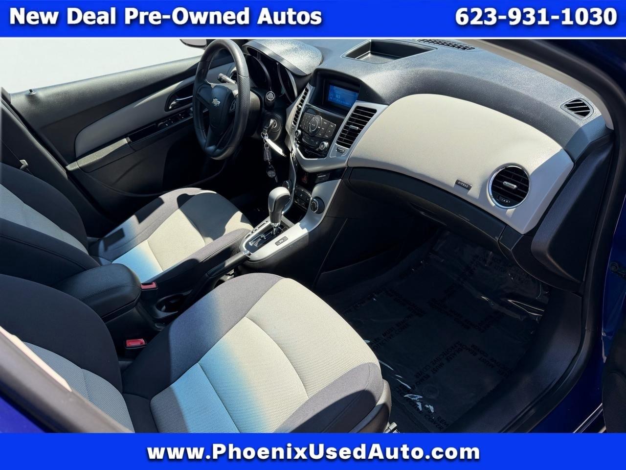 Chevrolet Cruze LS Auto 2013