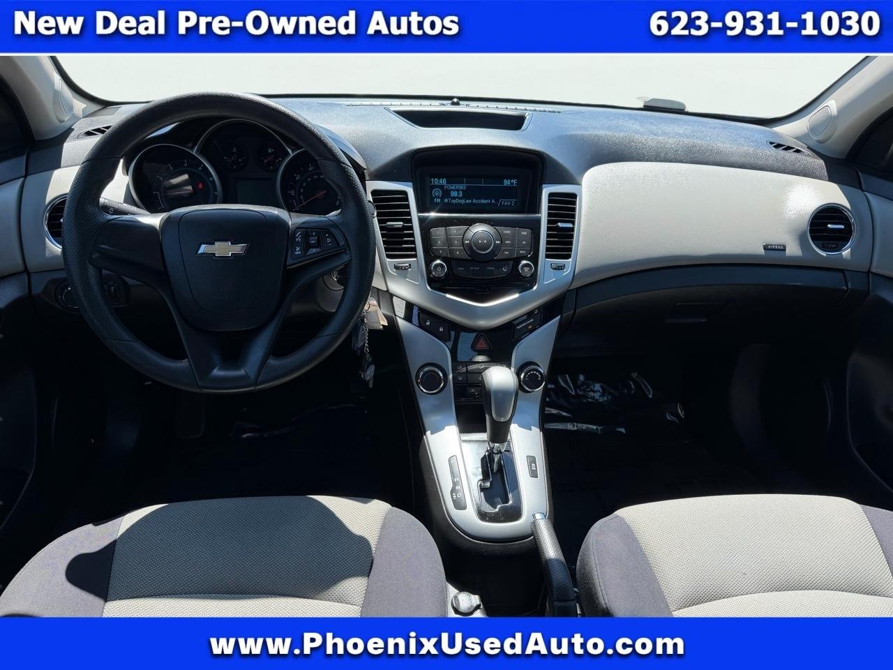 Chevrolet Cruze LS Auto 2013