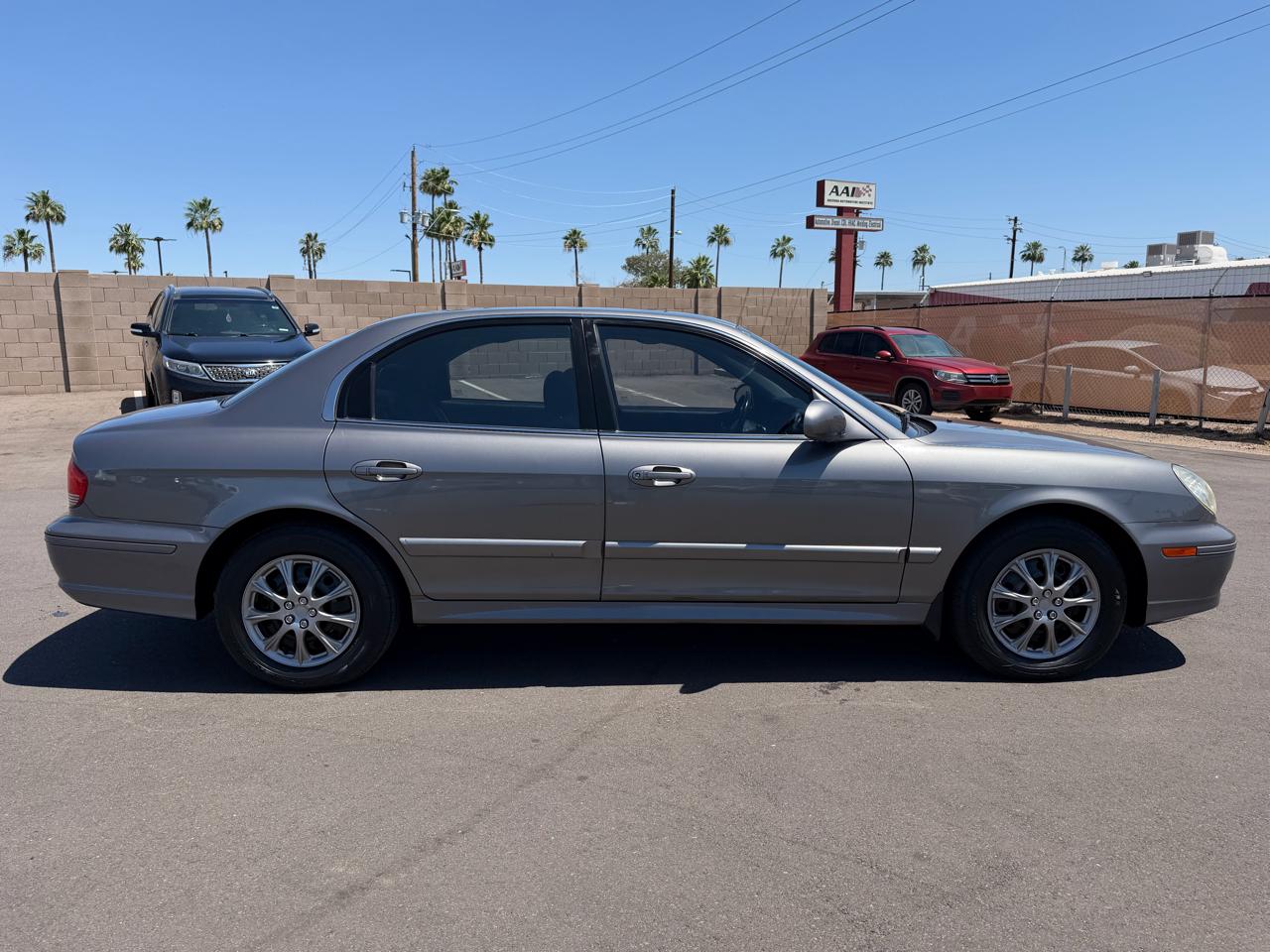 Hyundai Sonata Base 2004