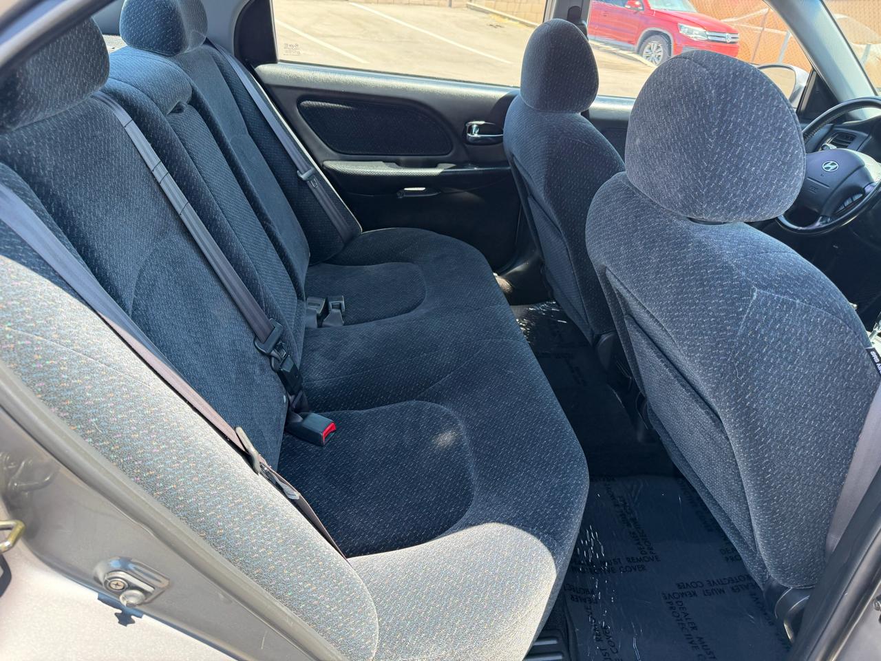 Hyundai Sonata Base 2004