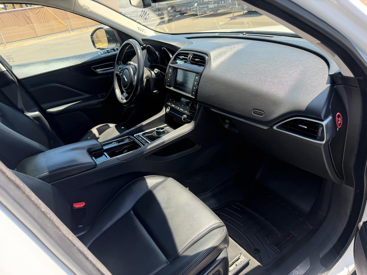 Jaguar F-Pace 25t Premium 2018