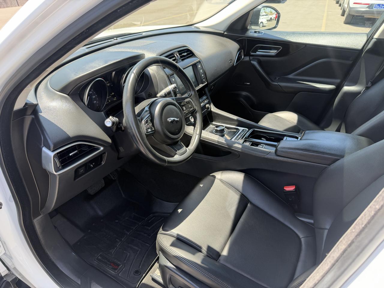 Jaguar F-Pace 25t Premium 2018