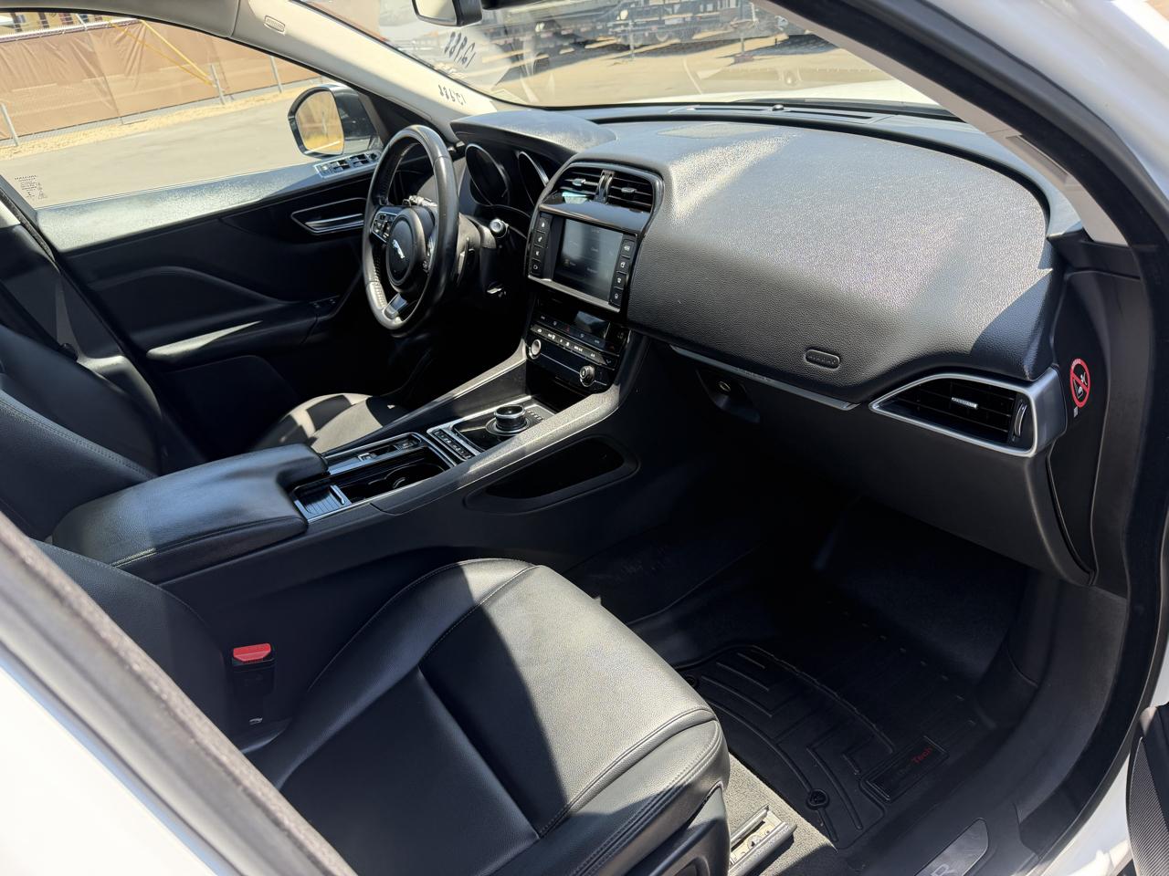 Jaguar F-Pace 25t Premium 2018