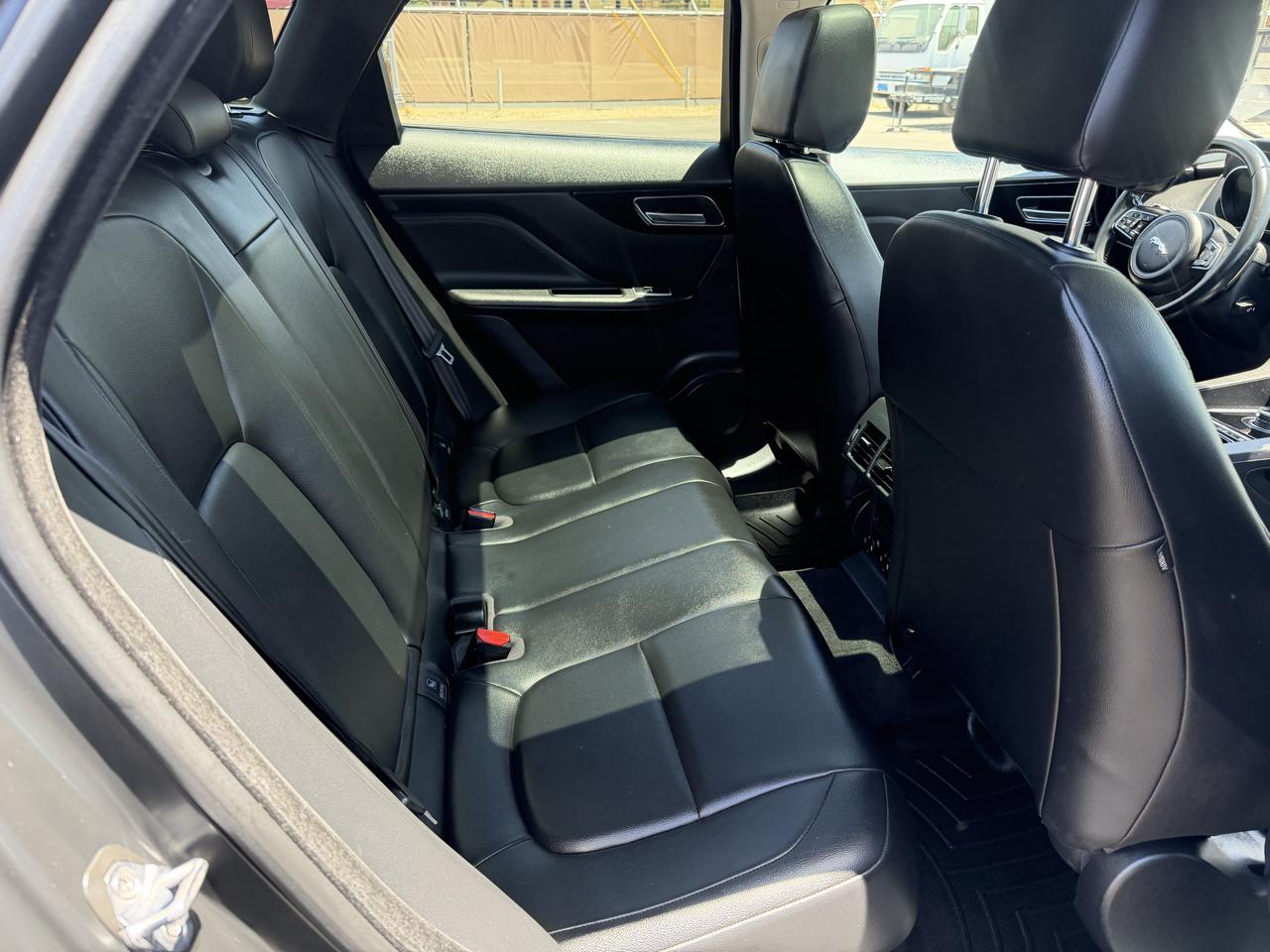 Jaguar F-Pace 25t Premium 2018