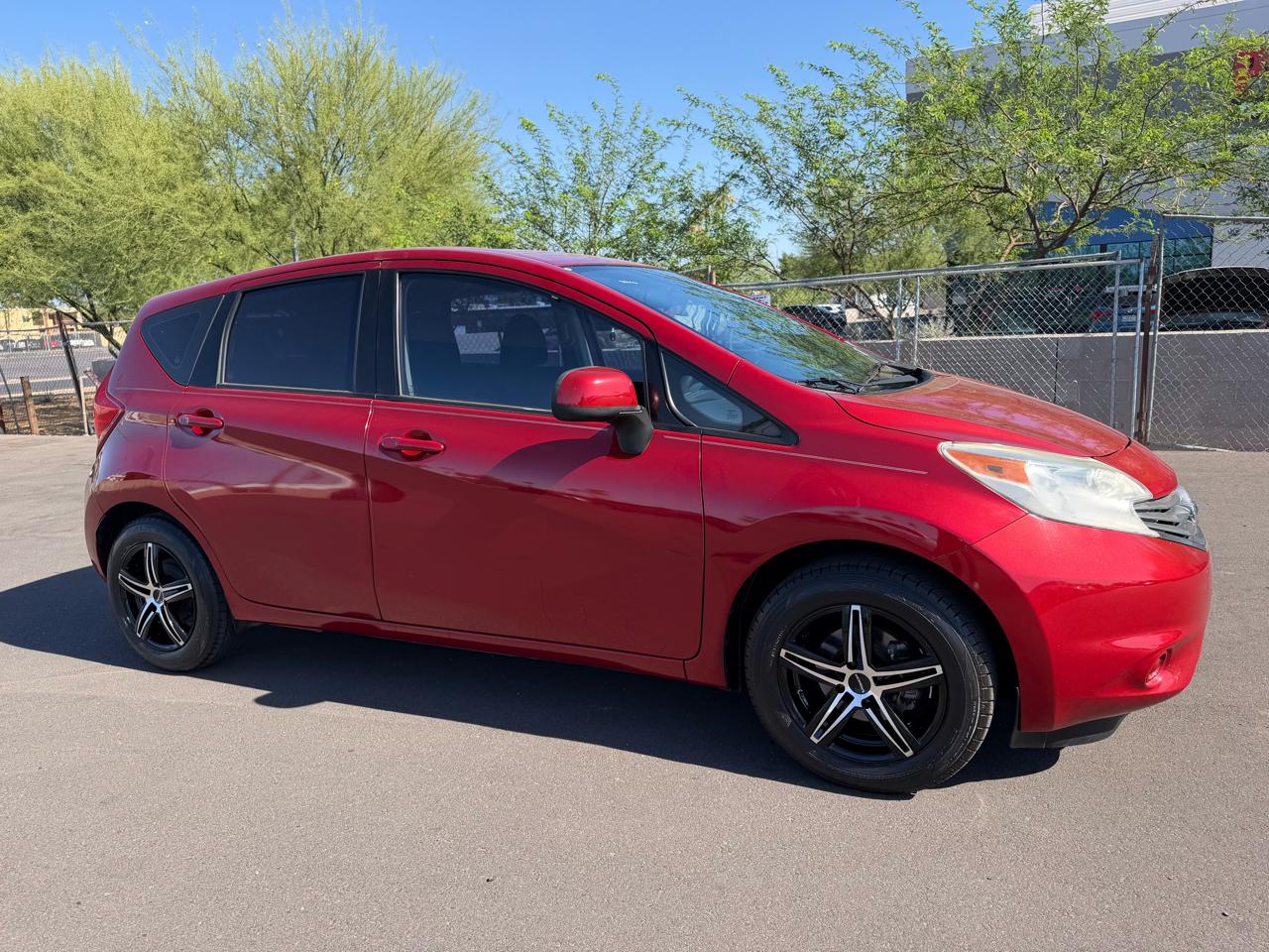 Nissan Versa Note S 2014