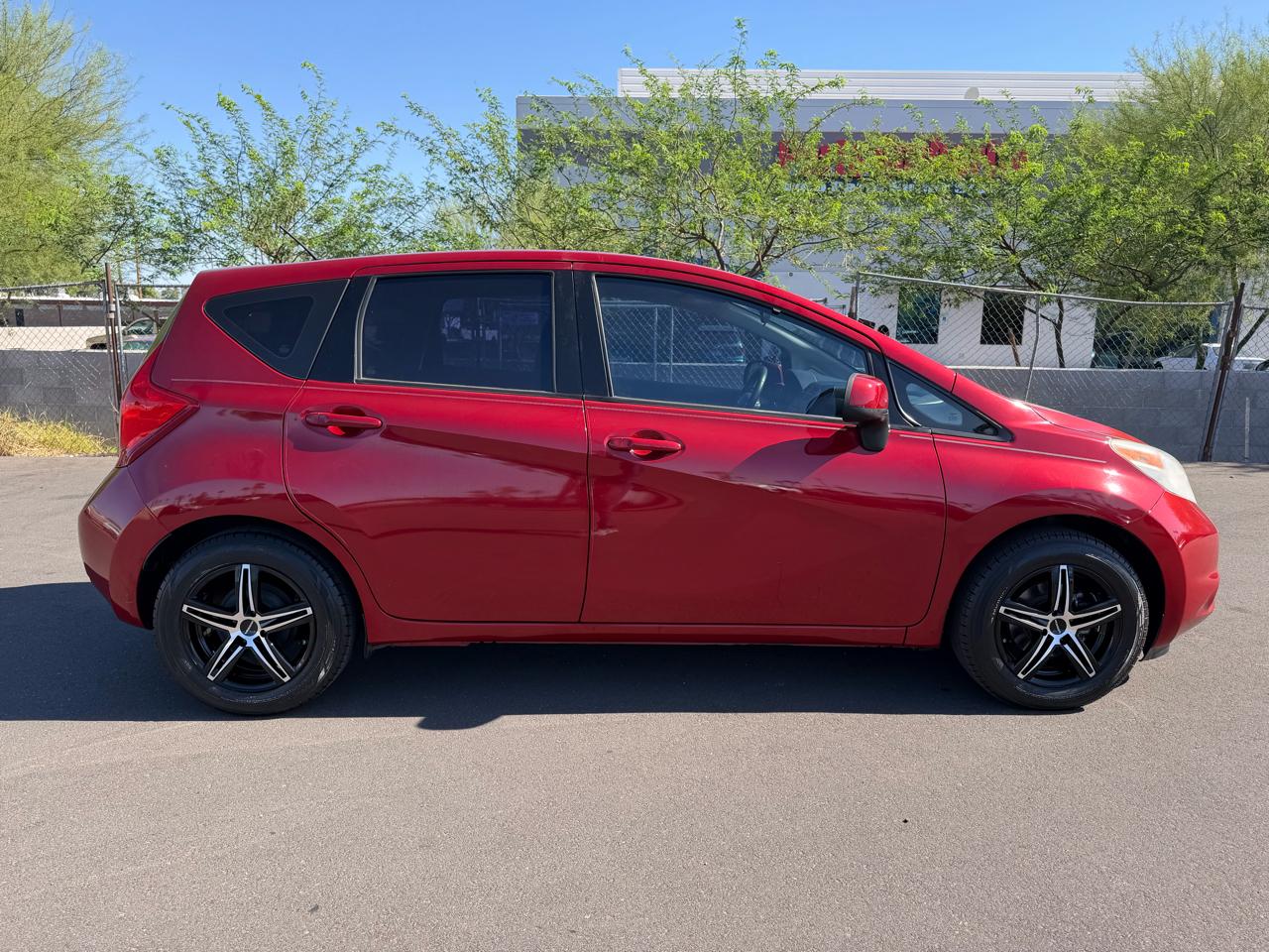 Nissan Versa Note S 2014