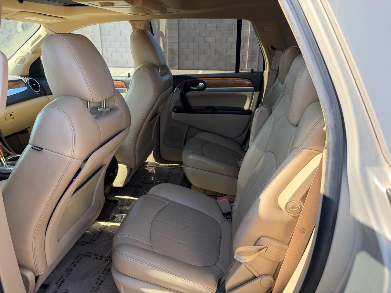 Buick Enclave CXL 2XL AWD 2010