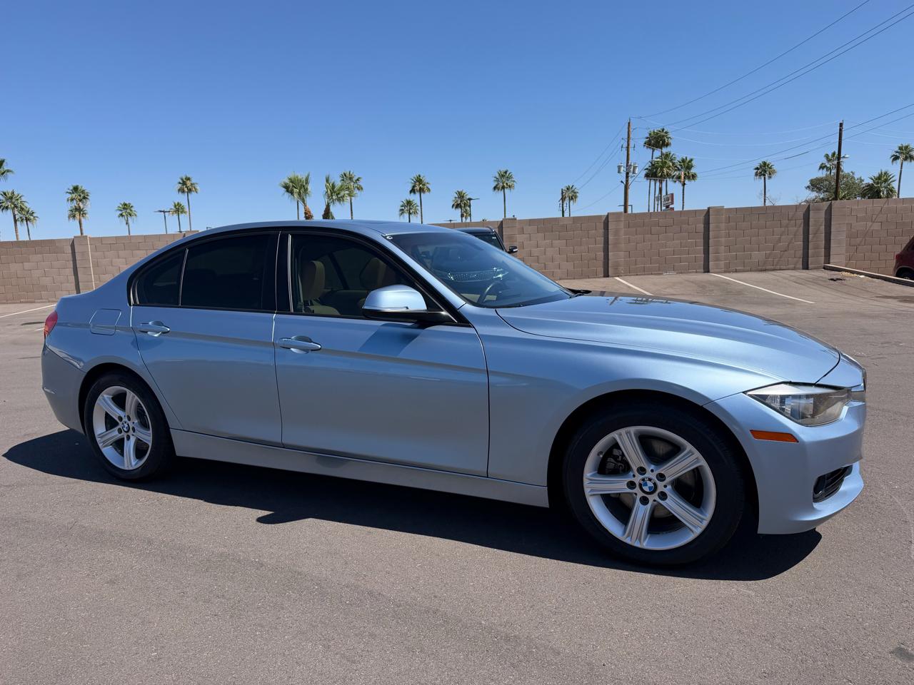 BMW 3-Series 328i Sedan 2013