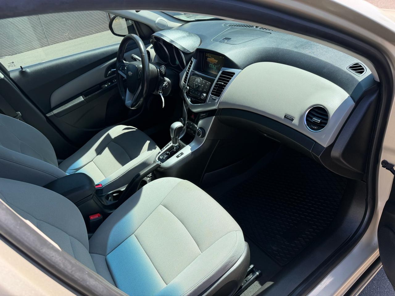 Chevrolet Cruze 1LT Auto 2013