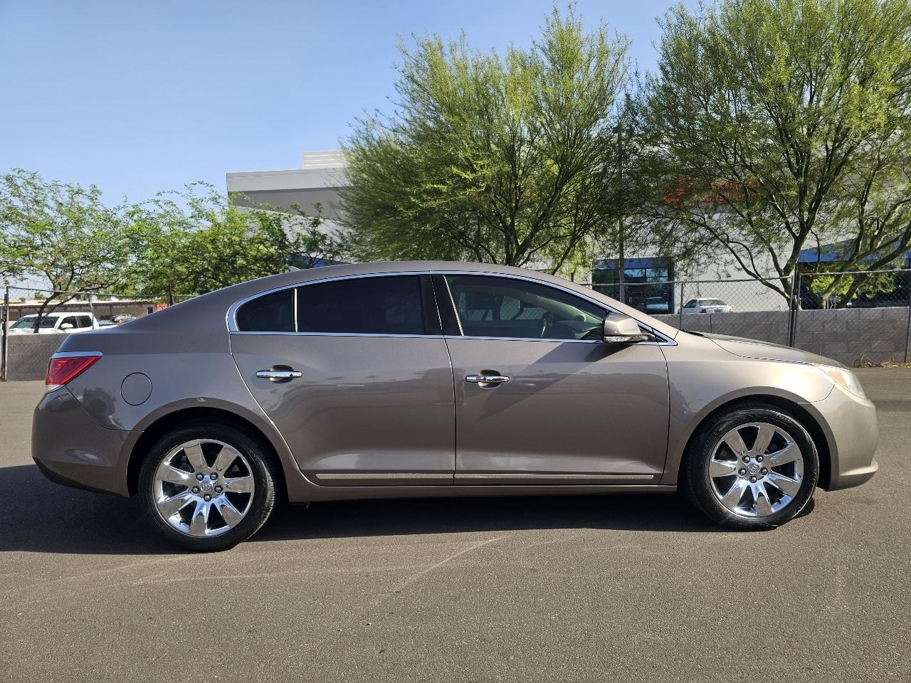 Buick LaCrosse CXS 2011