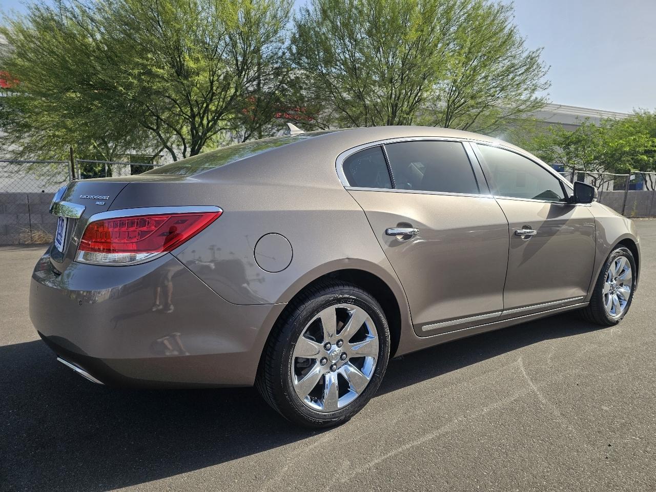 Buick LaCrosse CXS 2011