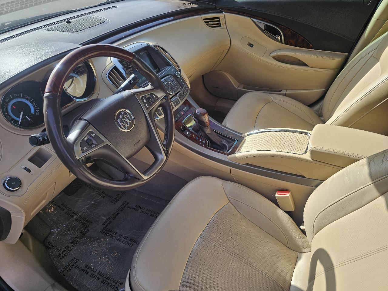 Buick LaCrosse CXS 2011