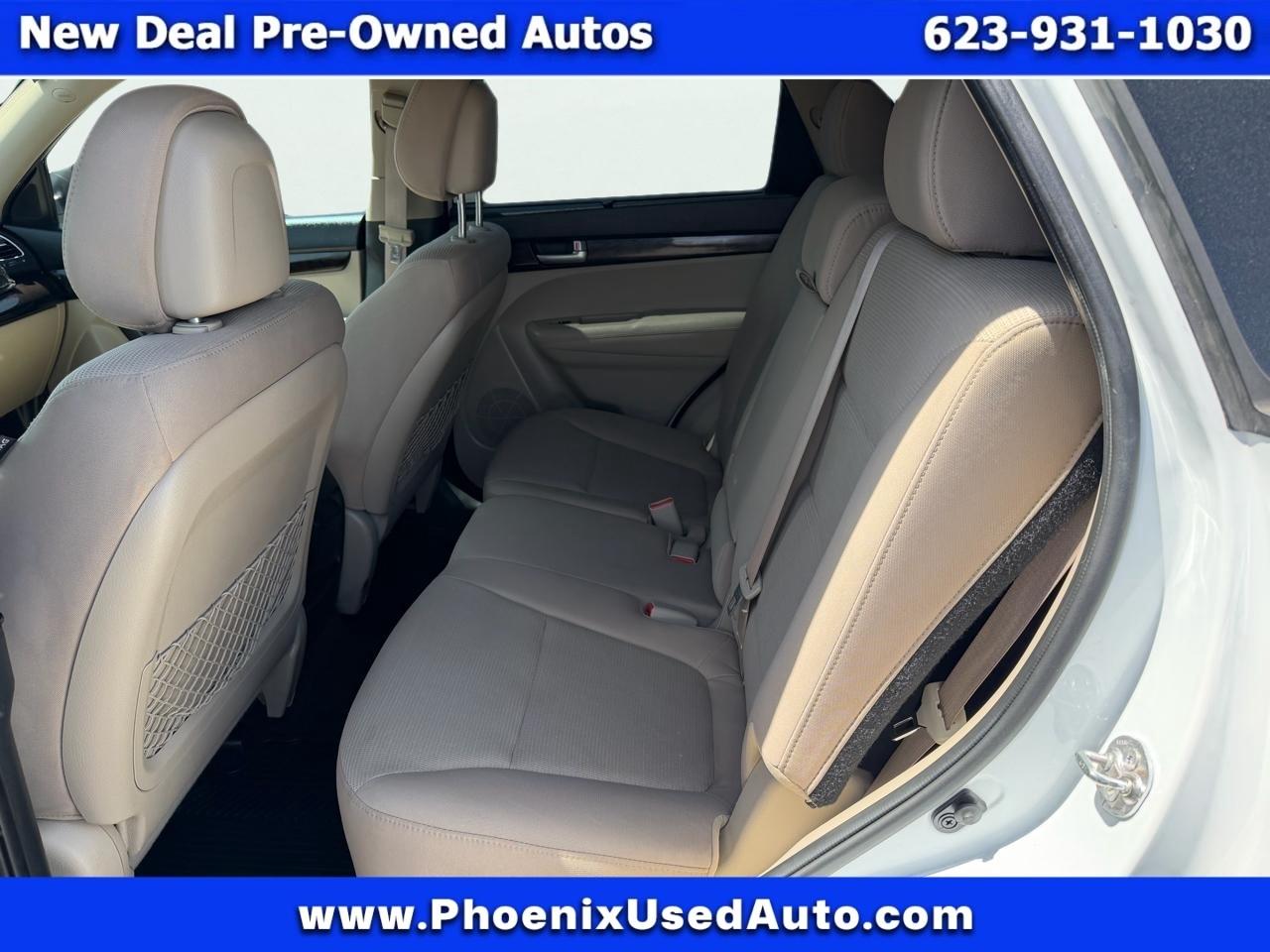 Kia Sorento LX 2WD 2014