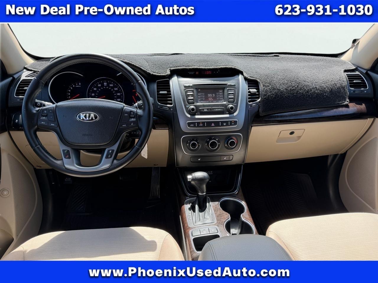 Kia Sorento LX 2WD 2014