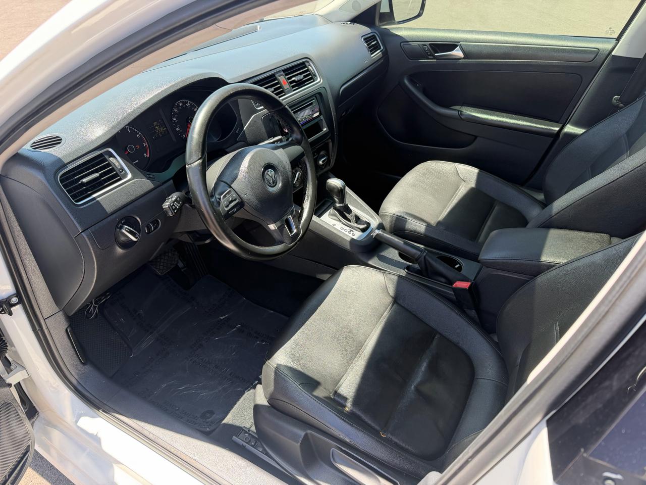 Volkswagen Jetta SE PZEV 2011