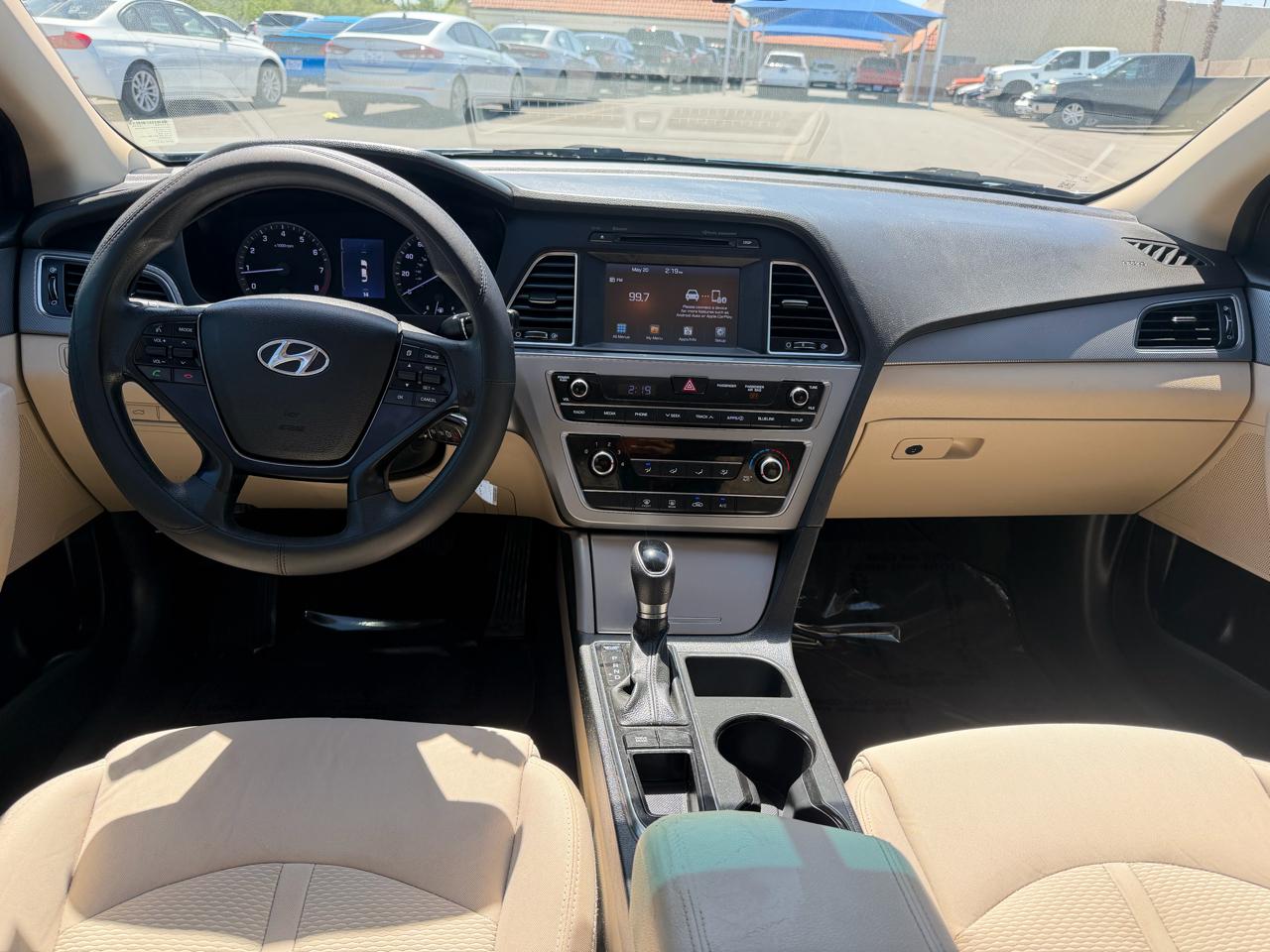 Hyundai Sonata SE 2016