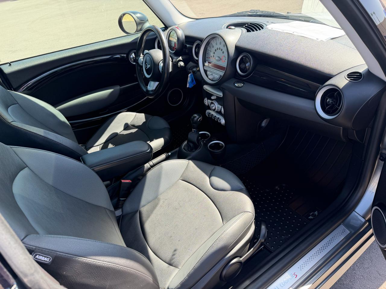 MINI Cooper S 2010