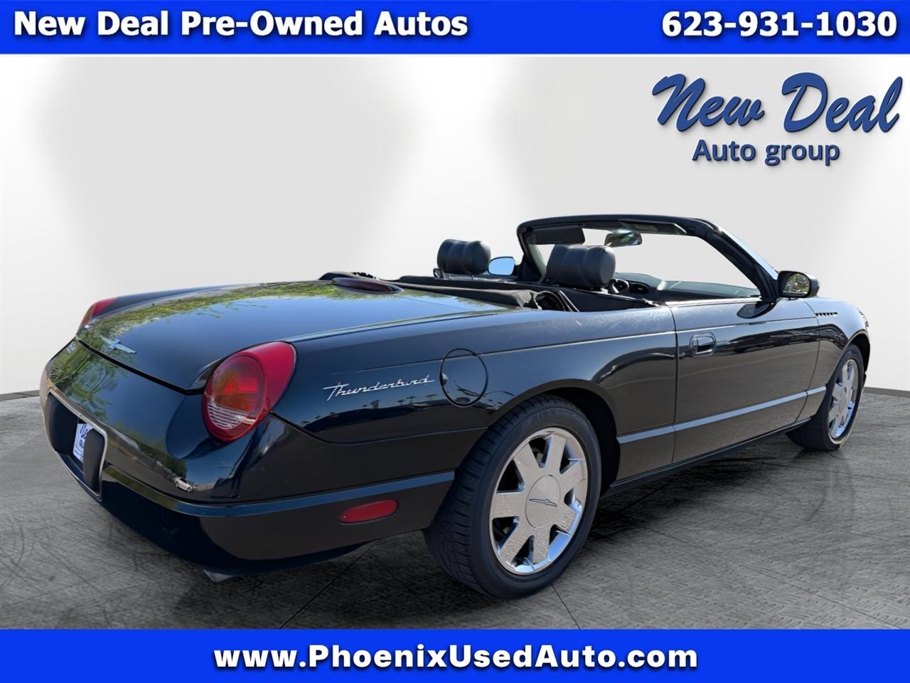 Ford Thunderbird Deluxe 2002
