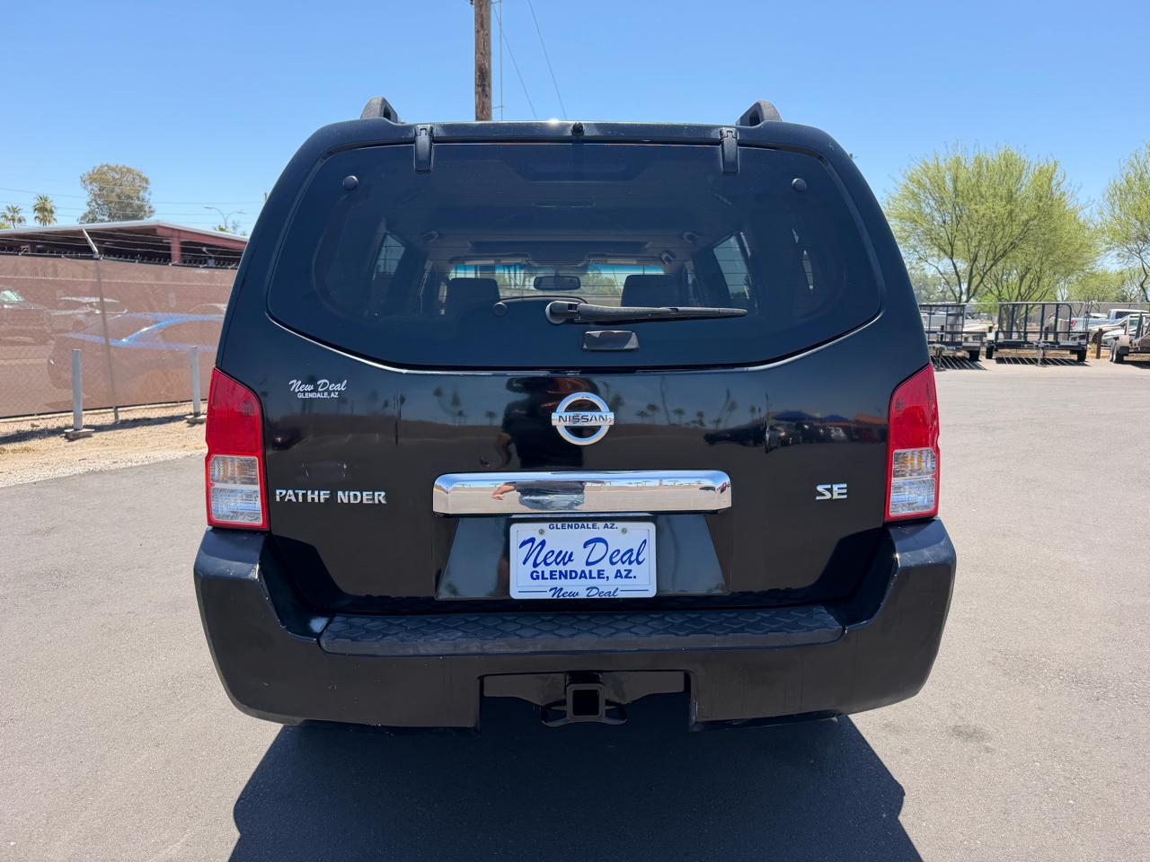Nissan Pathfinder LE 2WD 2006