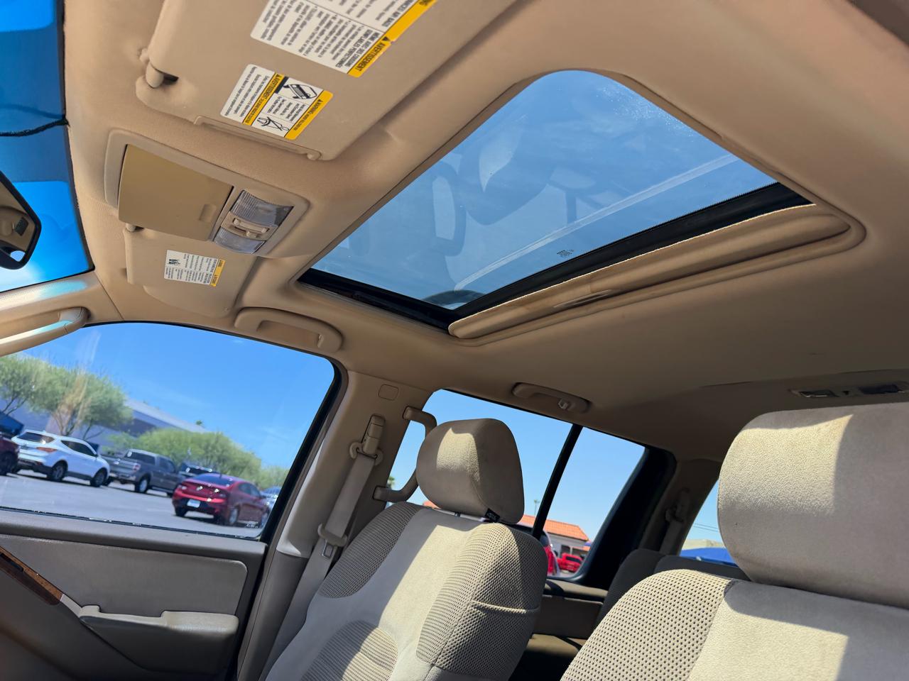 Nissan Pathfinder LE 2WD 2006