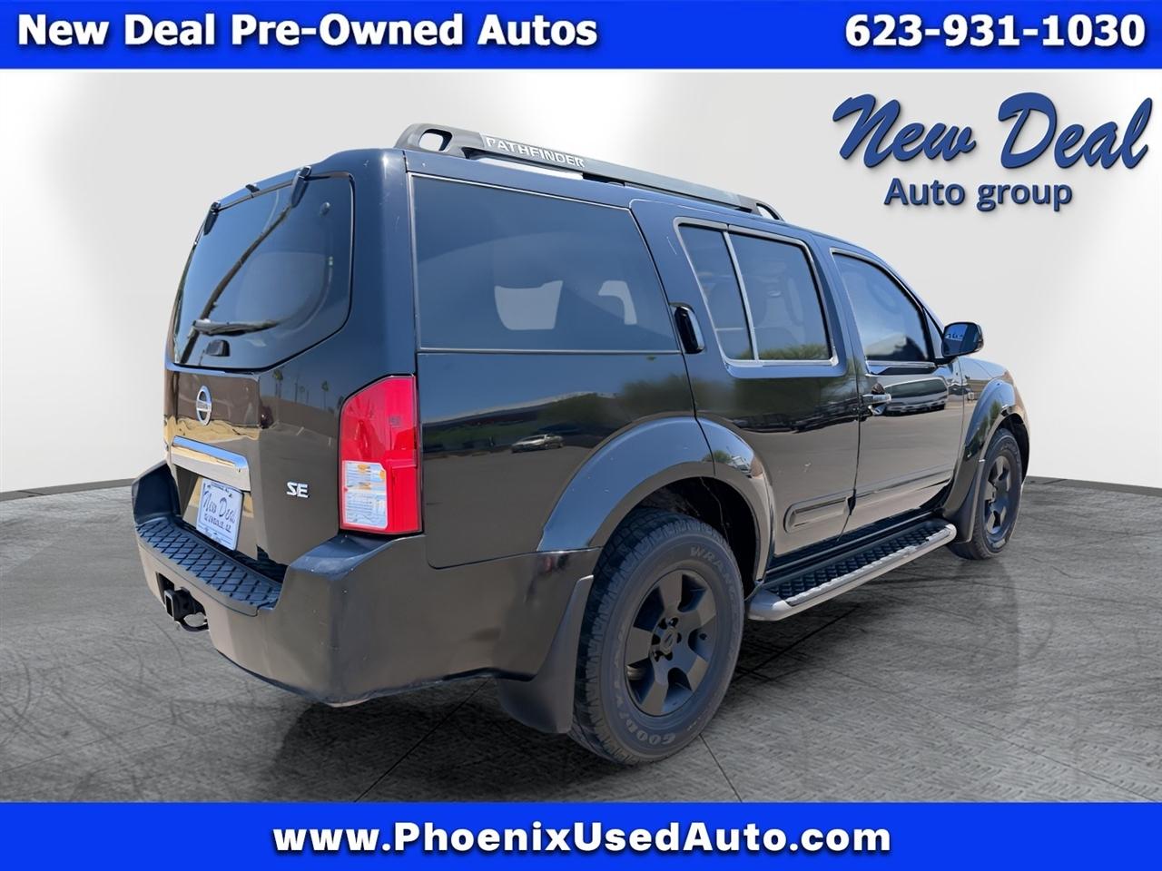 Nissan Pathfinder LE 2WD 2006