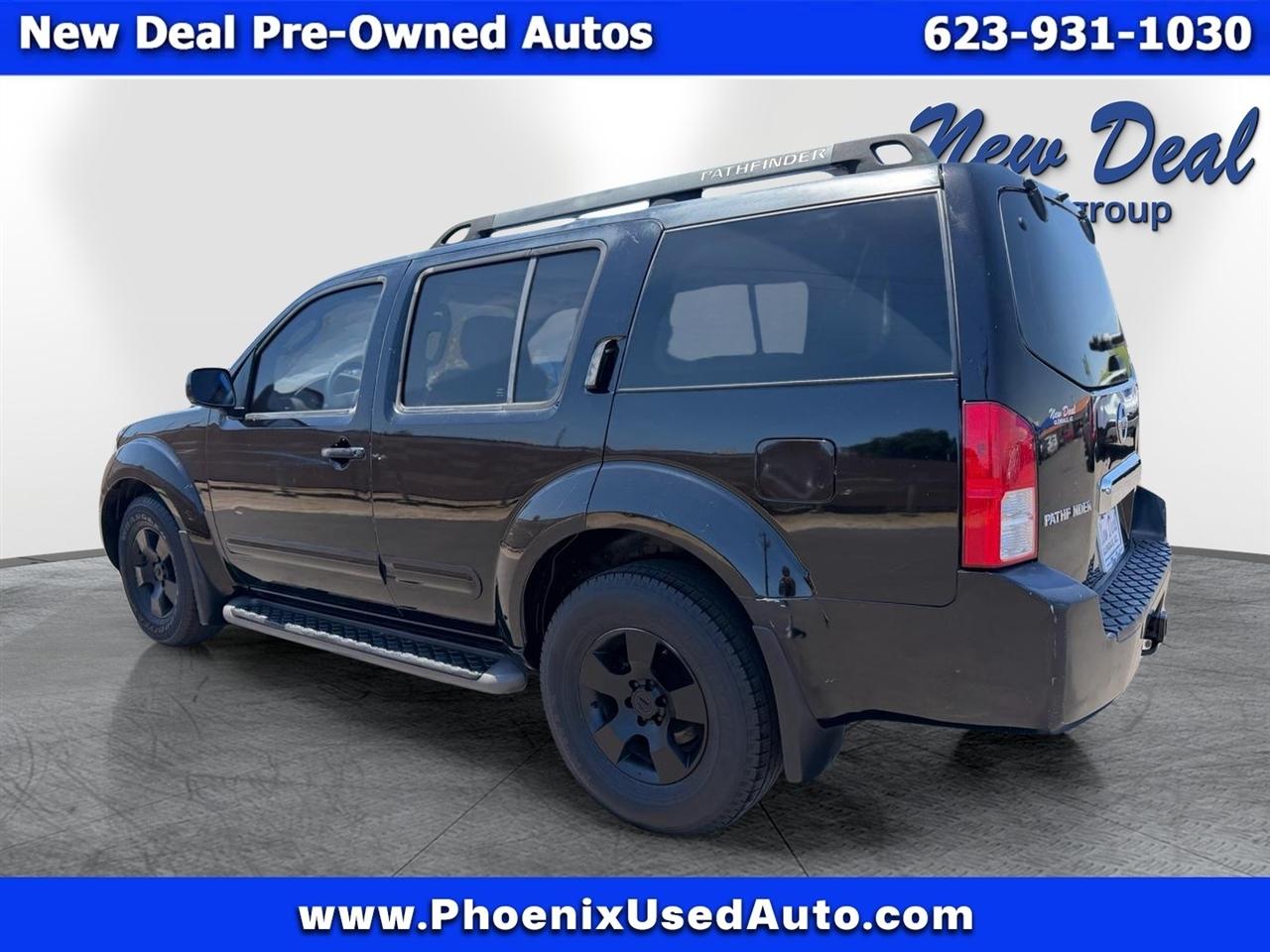 Nissan Pathfinder LE 2WD 2006