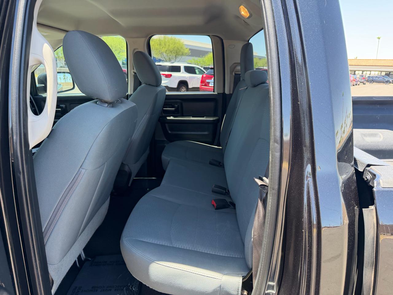 RAM 1500 2WD Crew Cab 140.5" Tradesman 2016
