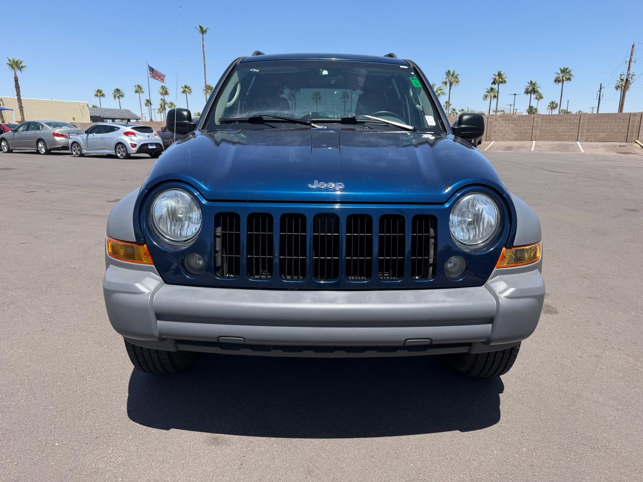 Jeep Liberty Sport 2WD 2005
