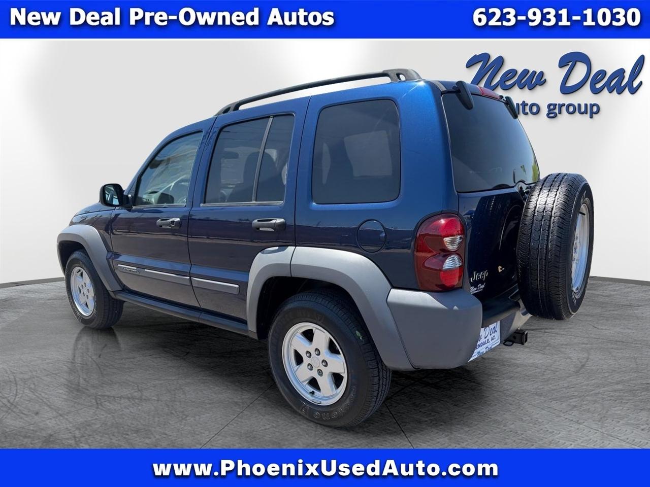 Jeep Liberty Sport 2WD 2005