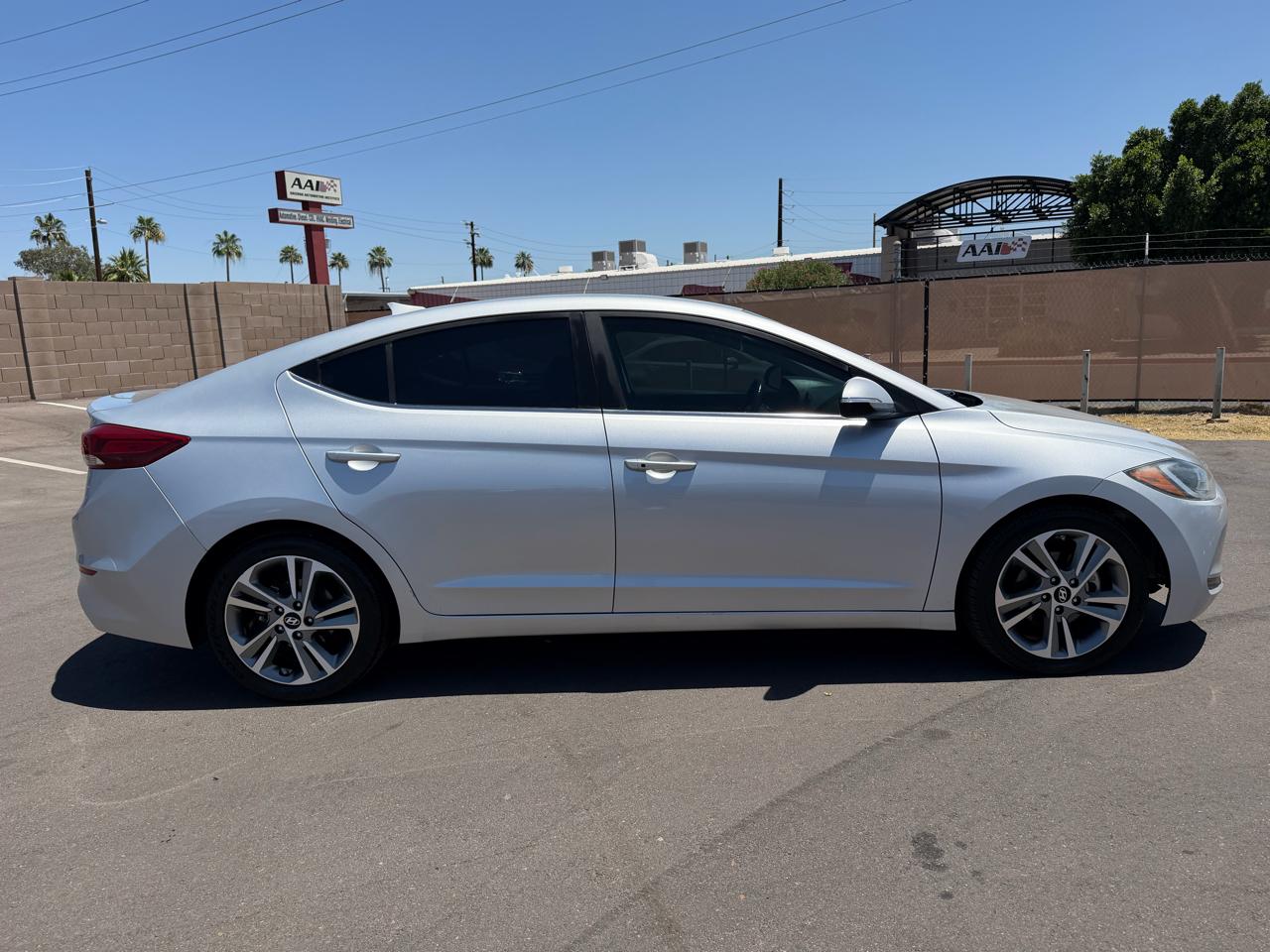 Hyundai Elantra Limited 2018