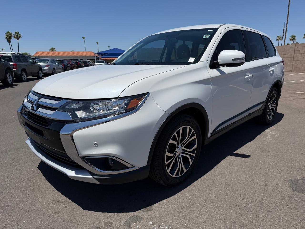Mitsubishi Outlander SE 2WD 2016