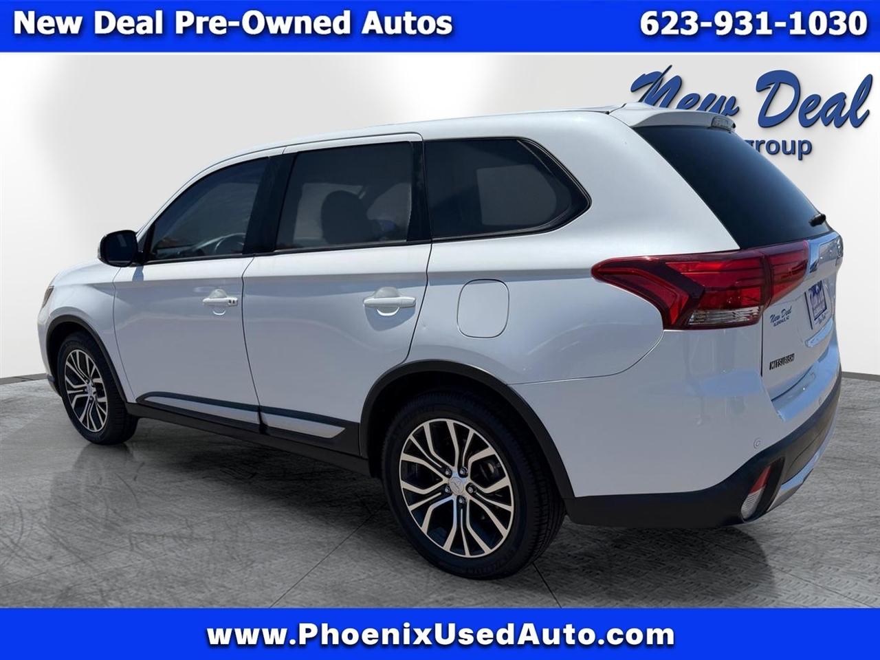 Mitsubishi Outlander SE 2WD 2016