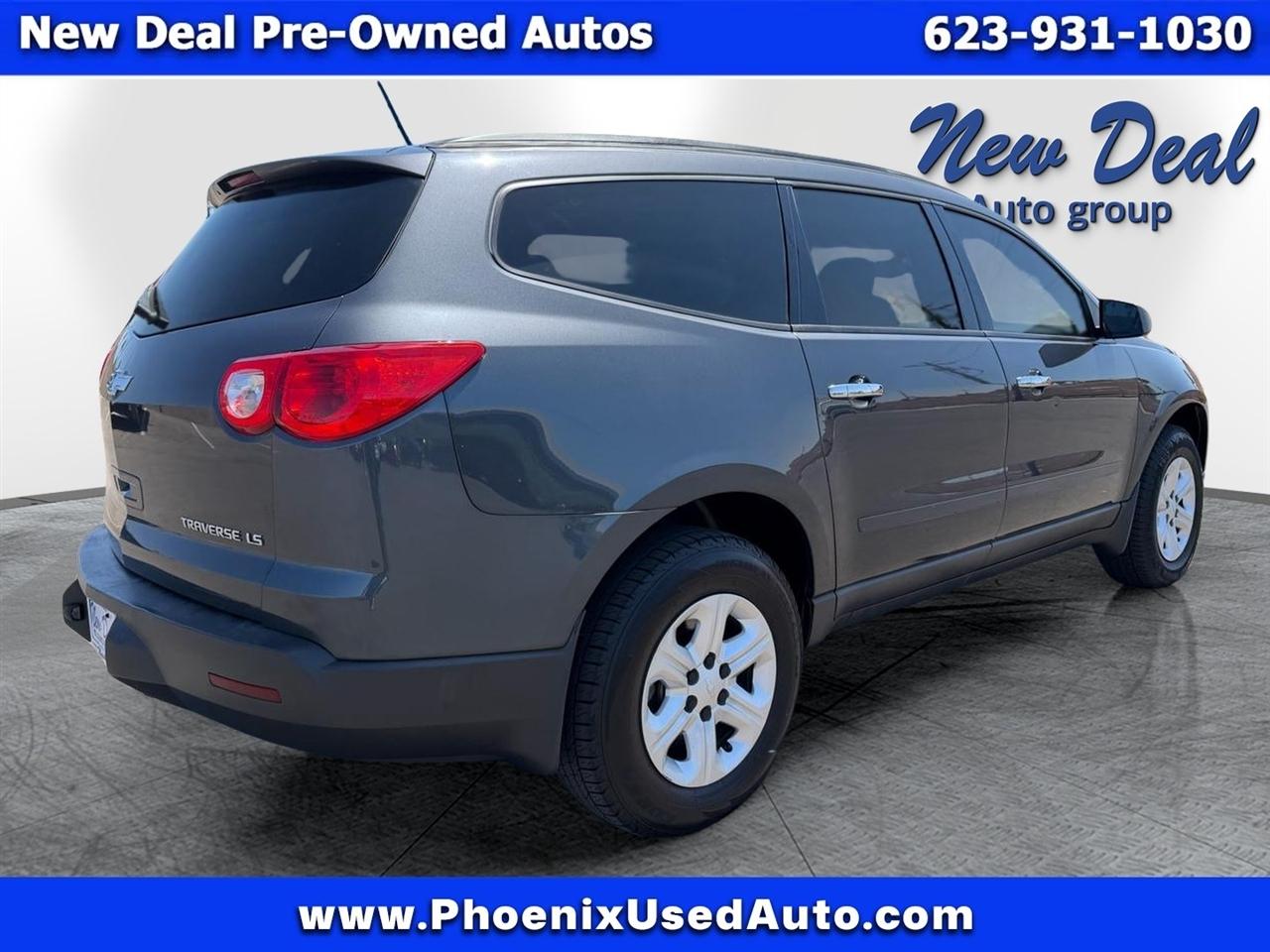 Chevrolet Traverse LS AWD w/PDC 2011