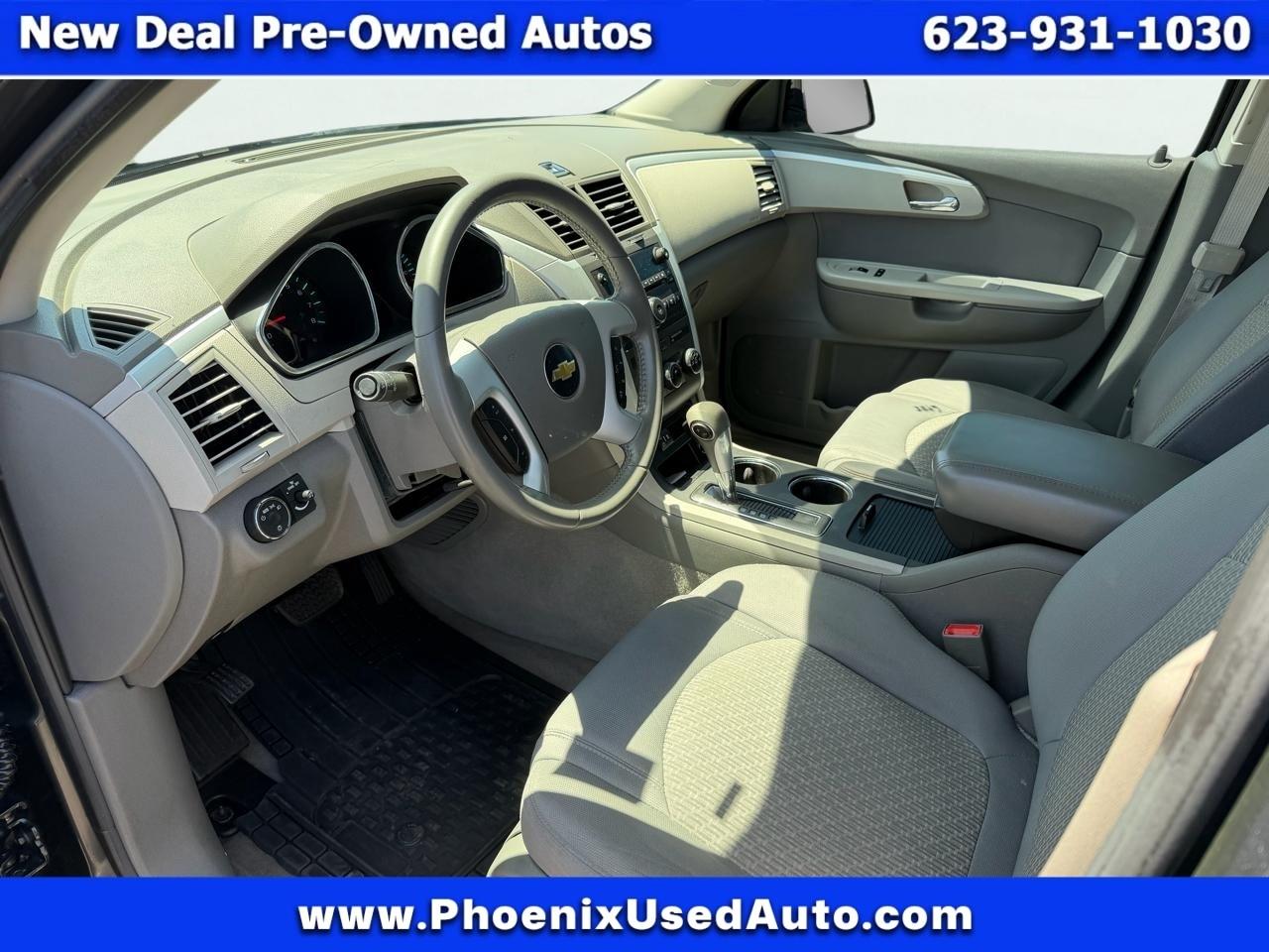 Chevrolet Traverse LS AWD w/PDC 2011