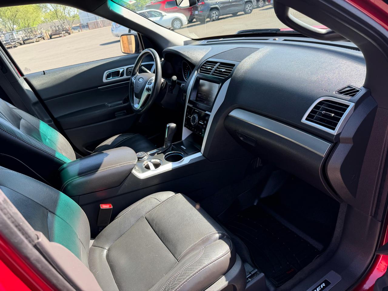 Ford Explorer Sport 4WD 2013