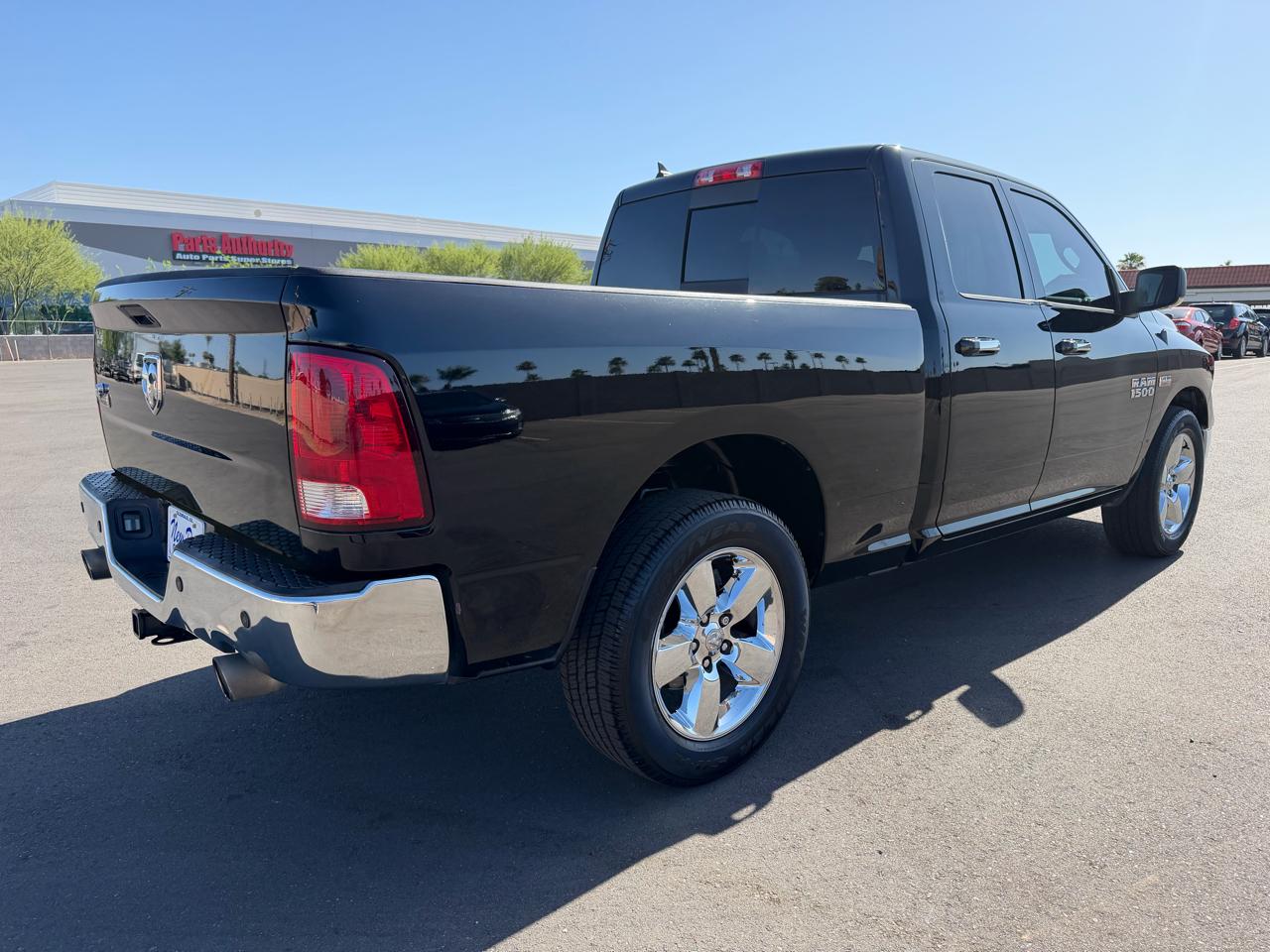 RAM 1500 2WD Crew Cab 140.5" Big Horn 2013