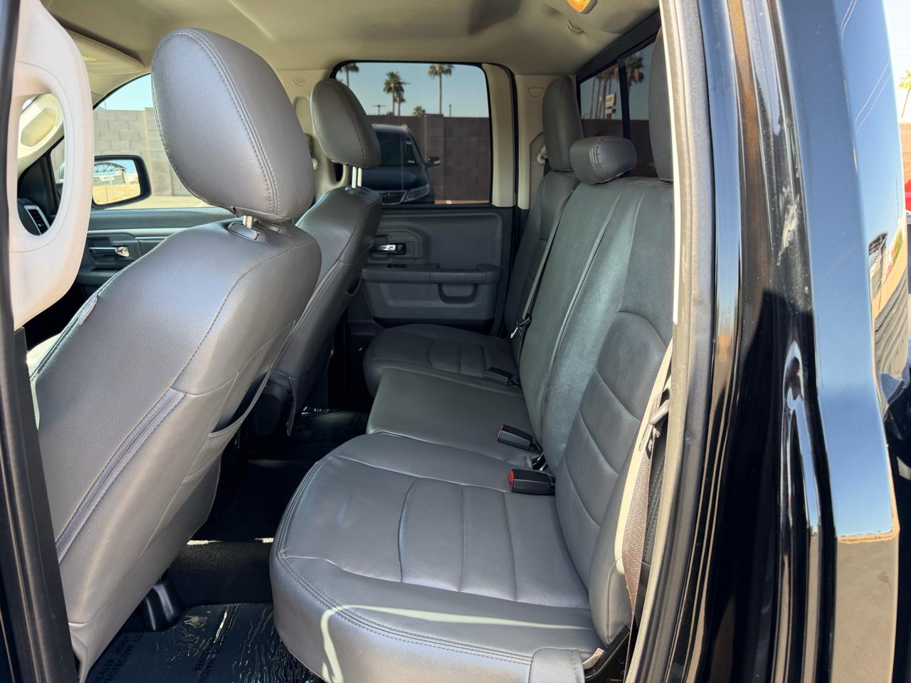 RAM 1500 2WD Crew Cab 140.5" Big Horn 2013