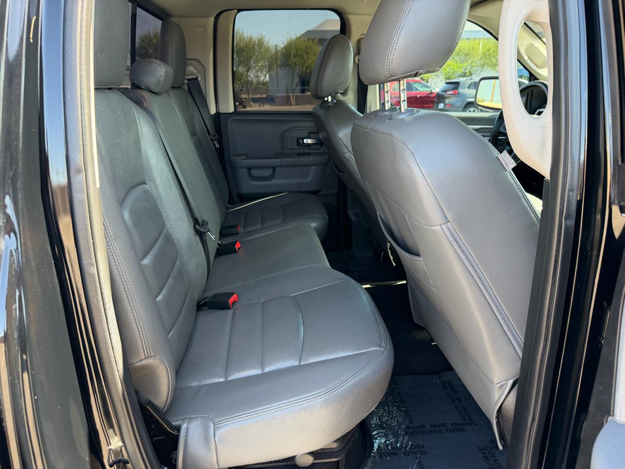 RAM 1500 2WD Crew Cab 140.5" Big Horn 2013