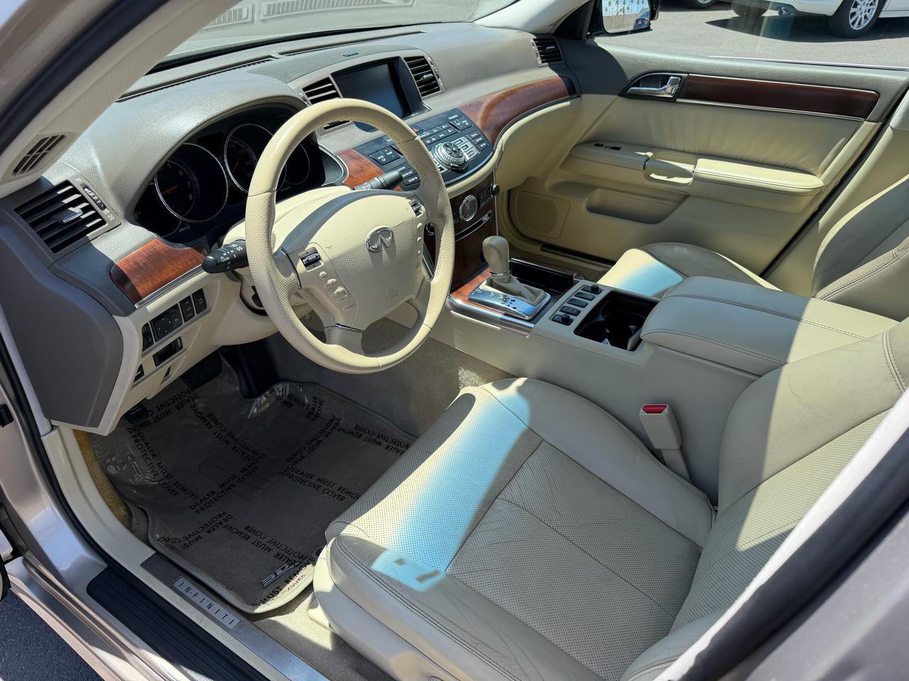Infiniti M 35 4WD 2008