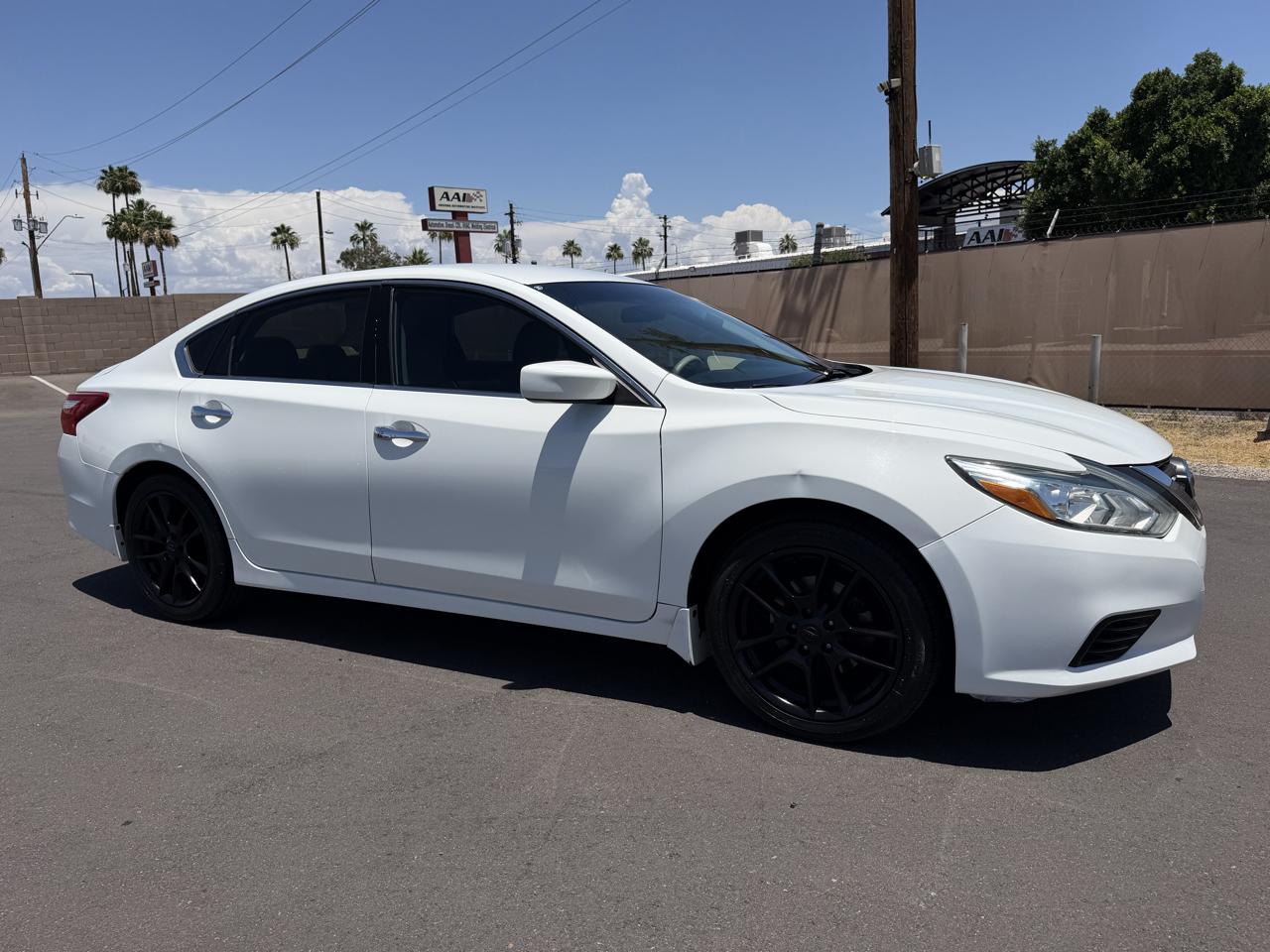 2016 Nissan Altima 2.5 SR